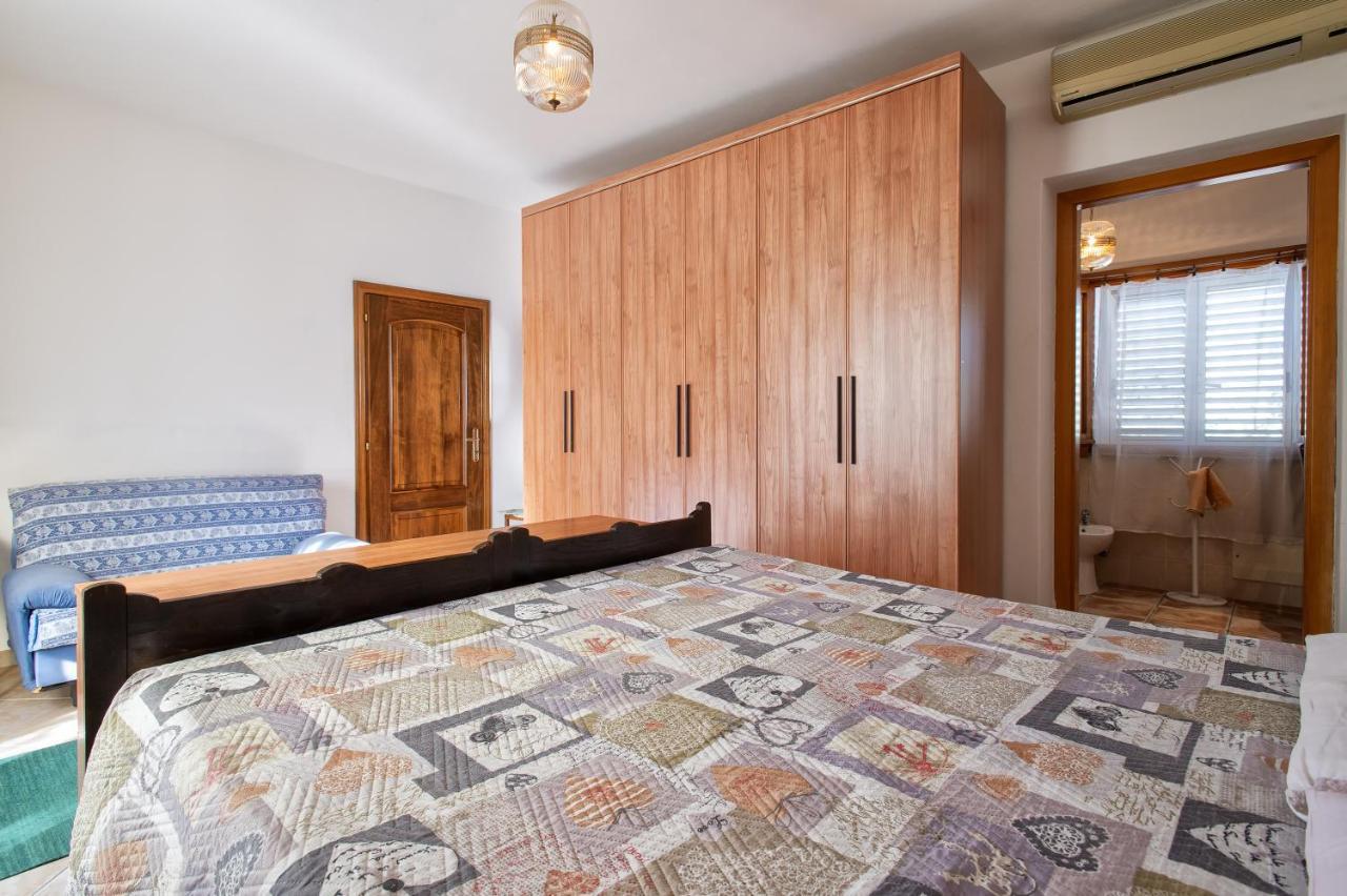 Вилла Casa Rina Сассари Экстерьер фото
